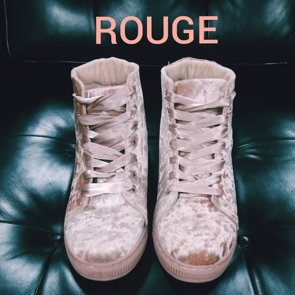Rouge Helium Shoes - Rouge | SALE🎈Trendy Velvet H/T Sneakers Pink